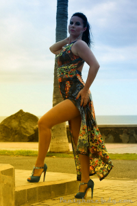 Queen-Gina07