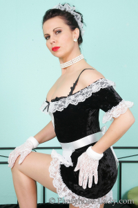 Queen-Gina04